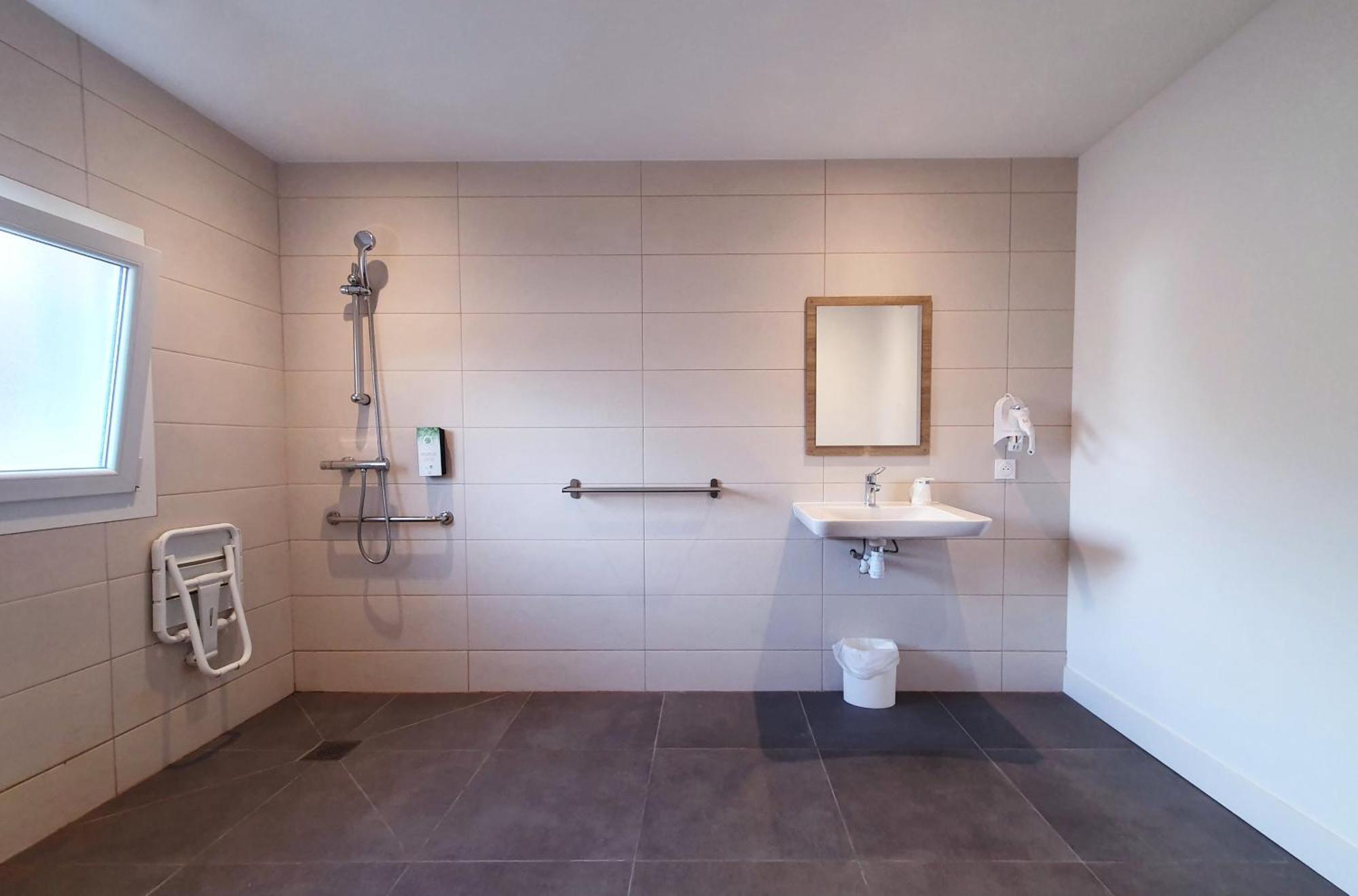 Kyriad Direct Toulon Ouest - La Seyne Sur Mer Dış mekan fotoğraf