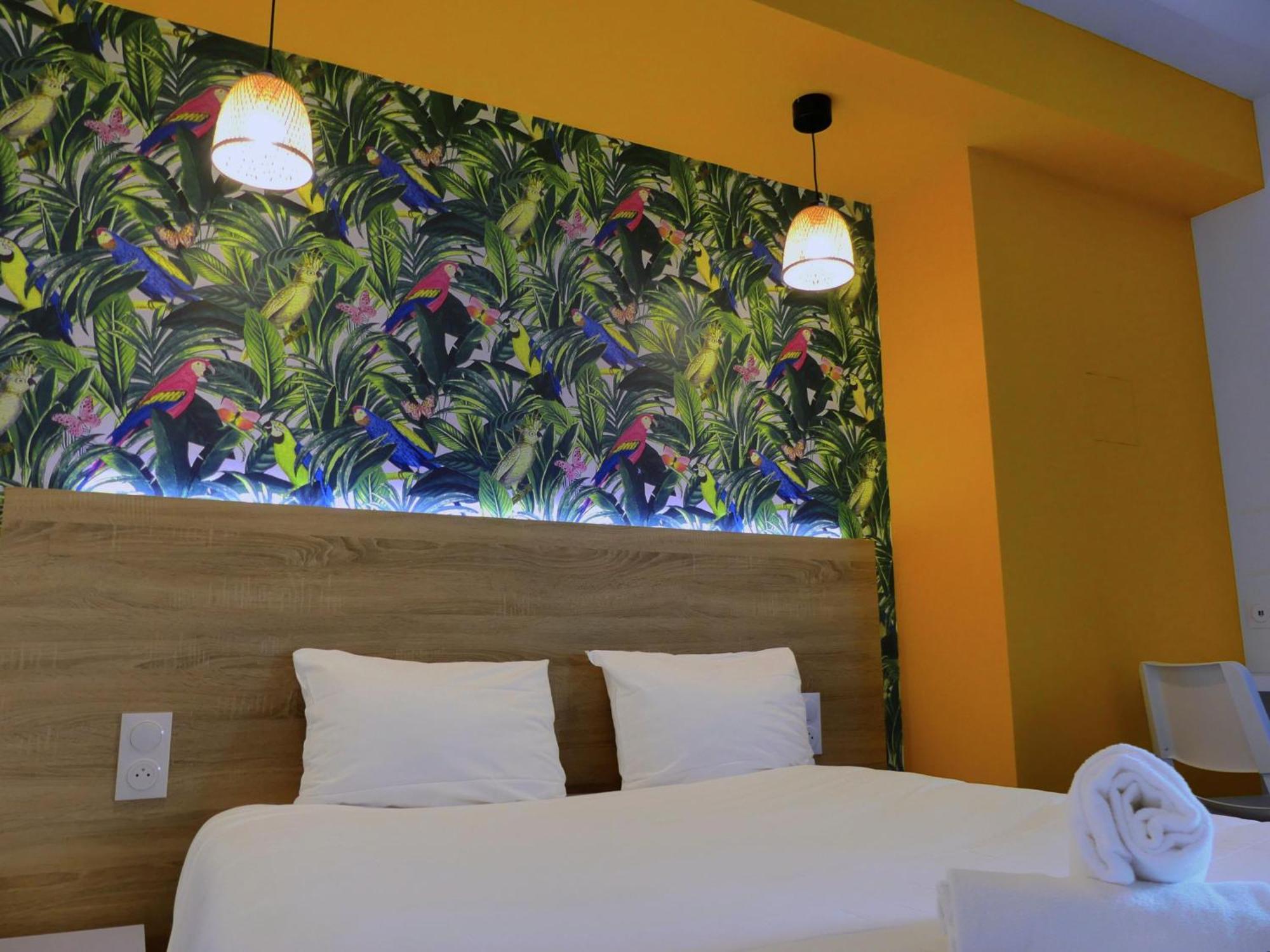 Kyriad Direct Toulon Ouest - La Seyne Sur Mer Dış mekan fotoğraf
